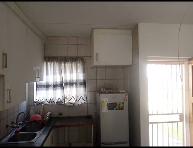 2 BEDROOM SECTIONAL TITLE FOR SALE IN COMET
